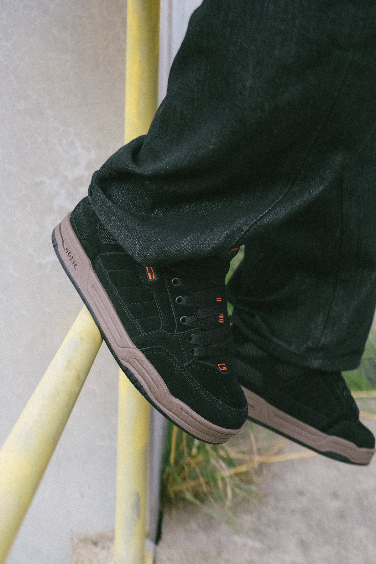 globe-tilt-prime-schuhe-black-gum image 6