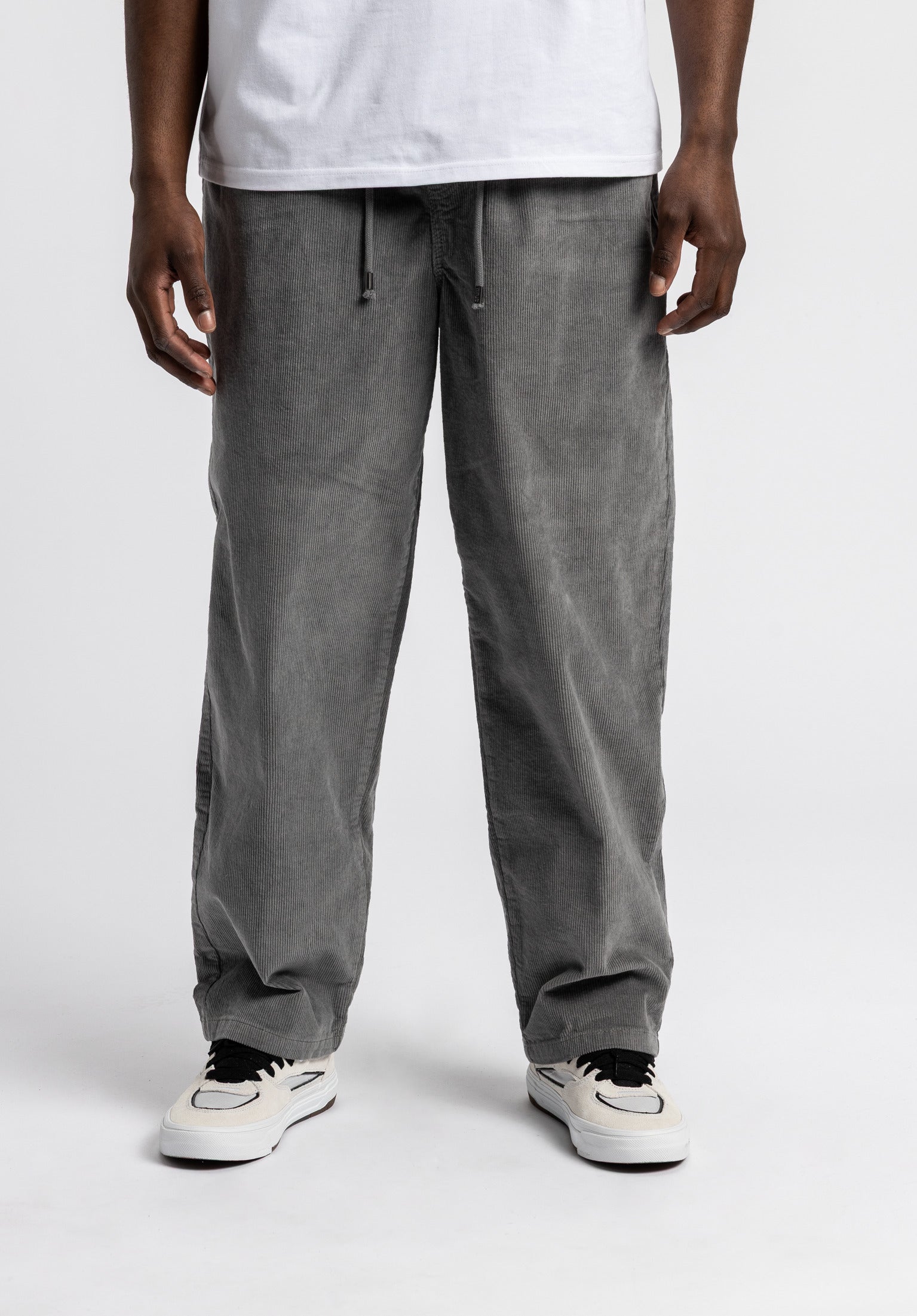titus-surpa-chino-pants-loose-fit-3 image 1