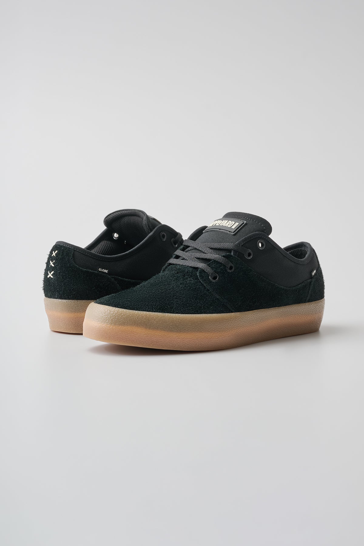 globe-mahalo-skate-shoes-black-gum-crepe image 6