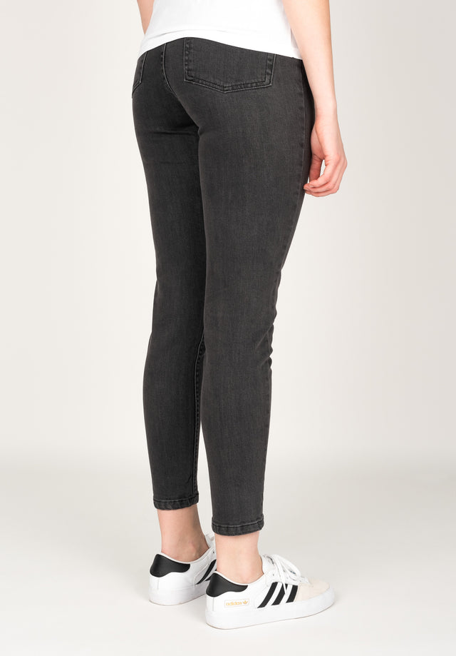 titus-janka-slim-fit-jeans-2 image 3