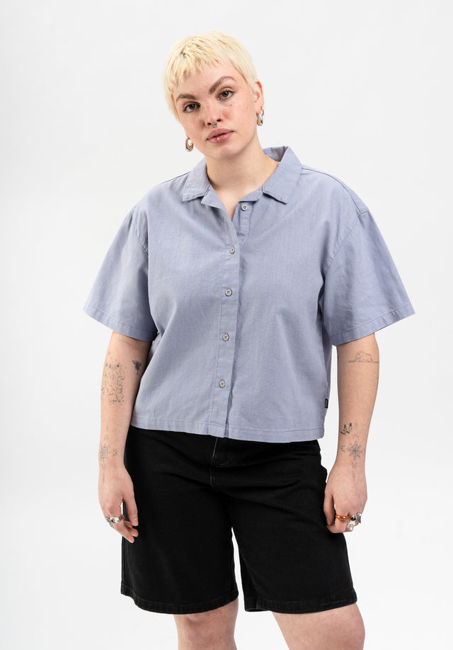 titus-ilsa-shirt image 2