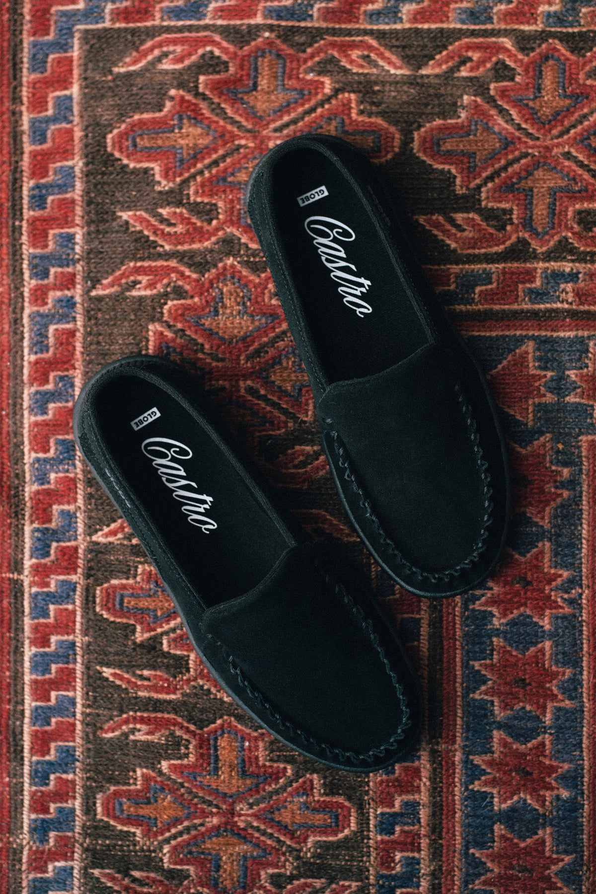 globe-castro-schuhe-black-suede image 4