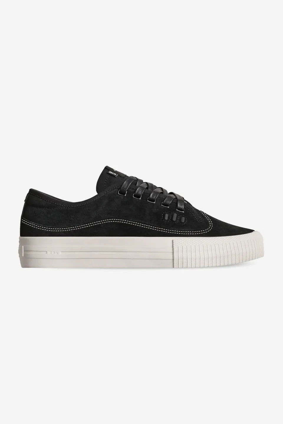 globe-gillette-black-suede-skateschuhe image 1