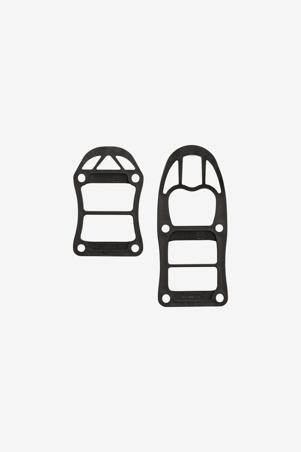 globe-slant-ss-stackable-riser-pads-black image 1