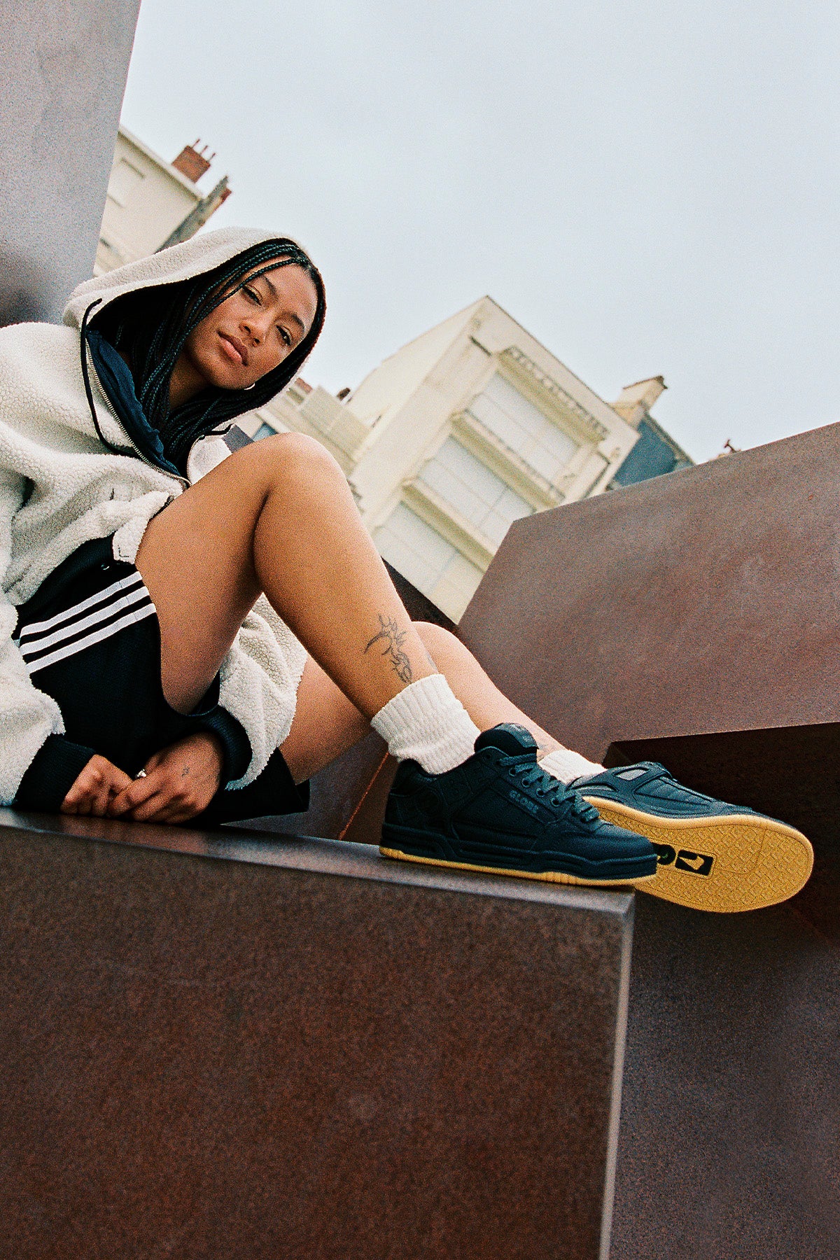 globe-tilt-skate-schuhe-dark-shadow-phantom image 3