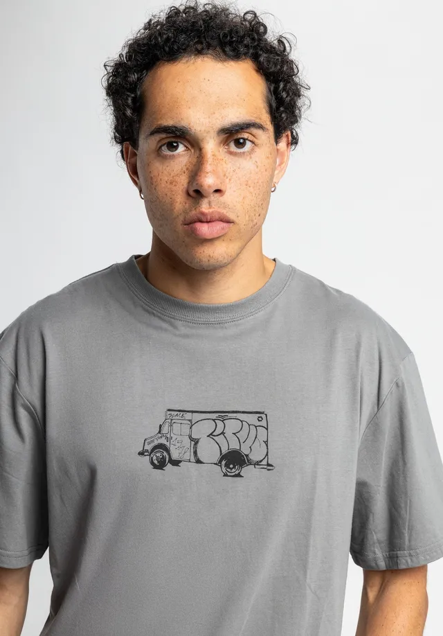 titus-lkw-t-shirt-oversize-truck-graffiti-print image 1
