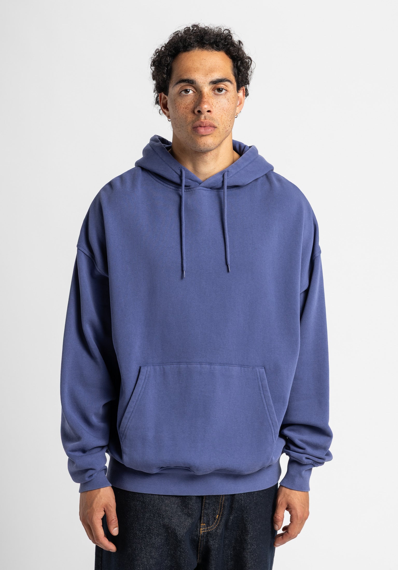 titus-sigge-oversize-hoodie-mit-k-ngurutasche image 1