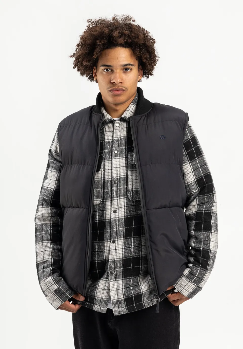 titus-puffer-weste-gef-tterte-steppweste-herren image 1