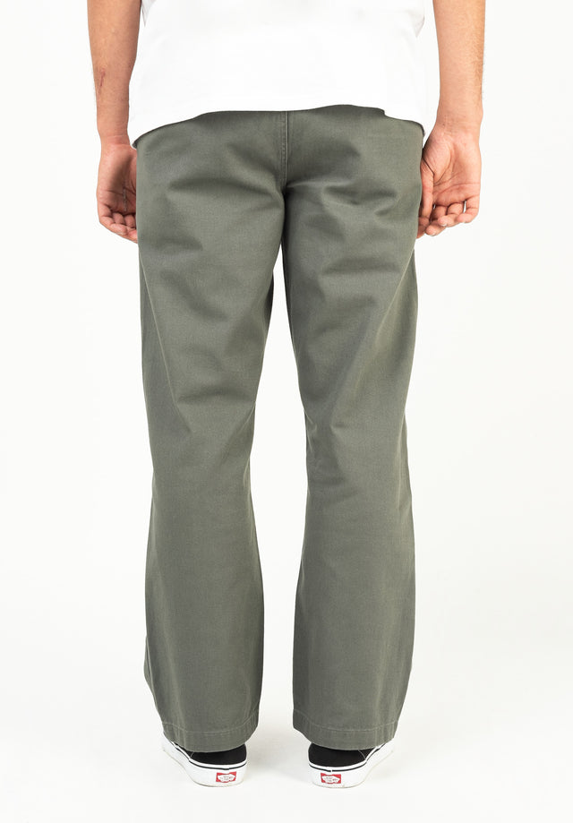 titus-regular-chino-hose-loose-fit-2 image 2