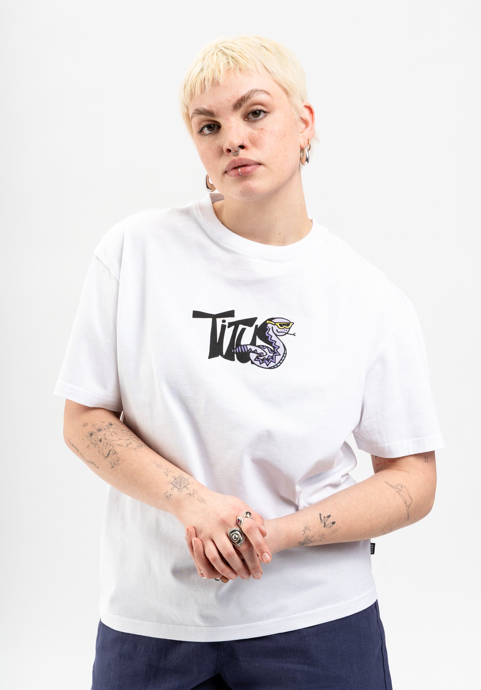 titus-minna-t-shirt-loose-fit image 1