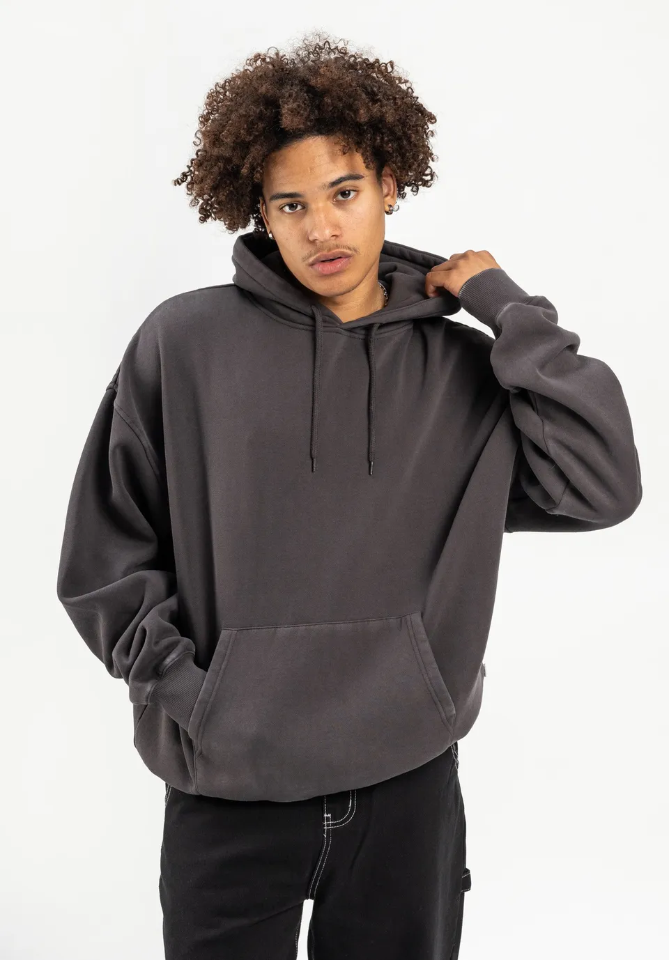 titus-sigge-basic-hoodie-oversize image 1