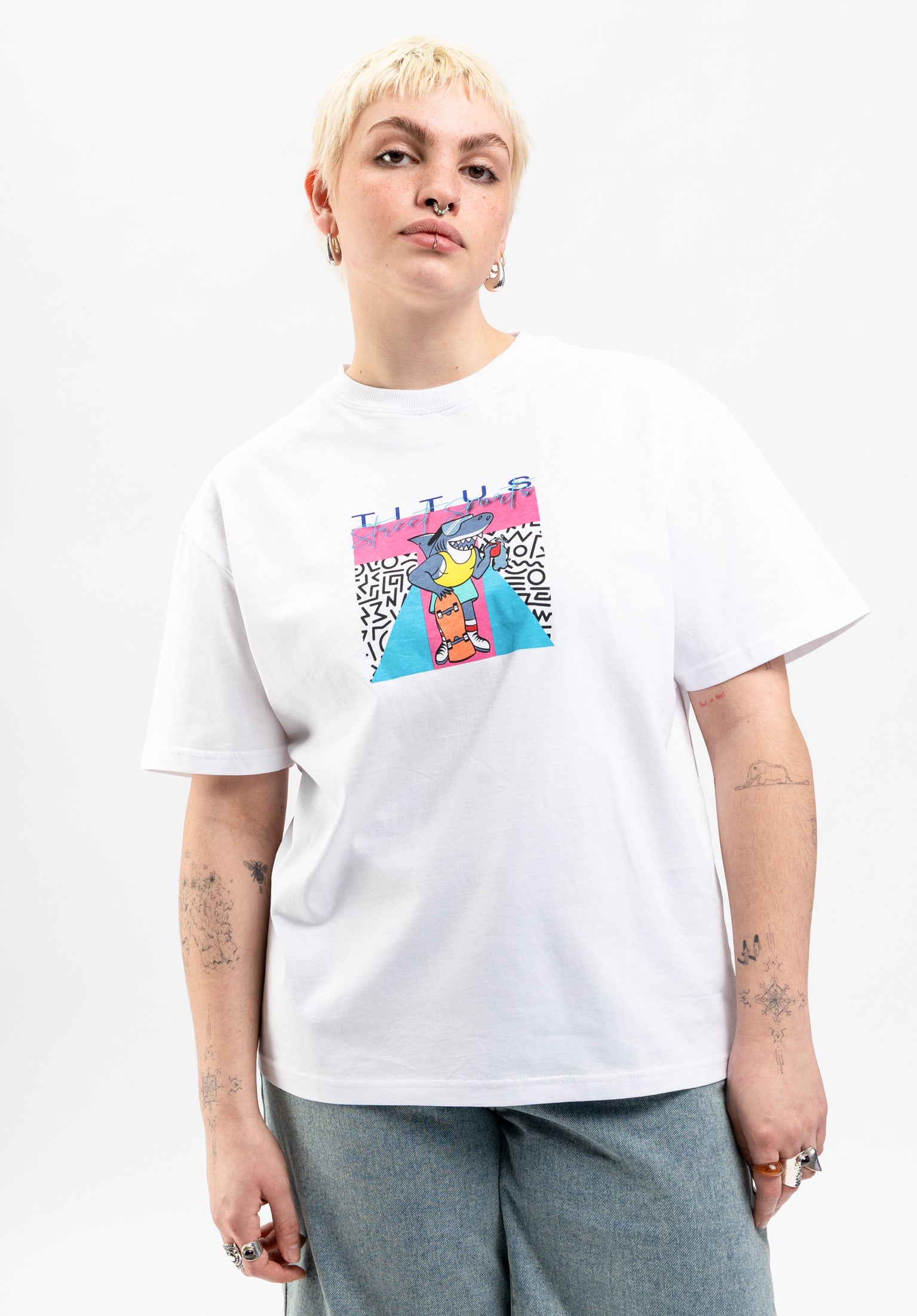 titus-sharkyjoey-t-shirt image 1