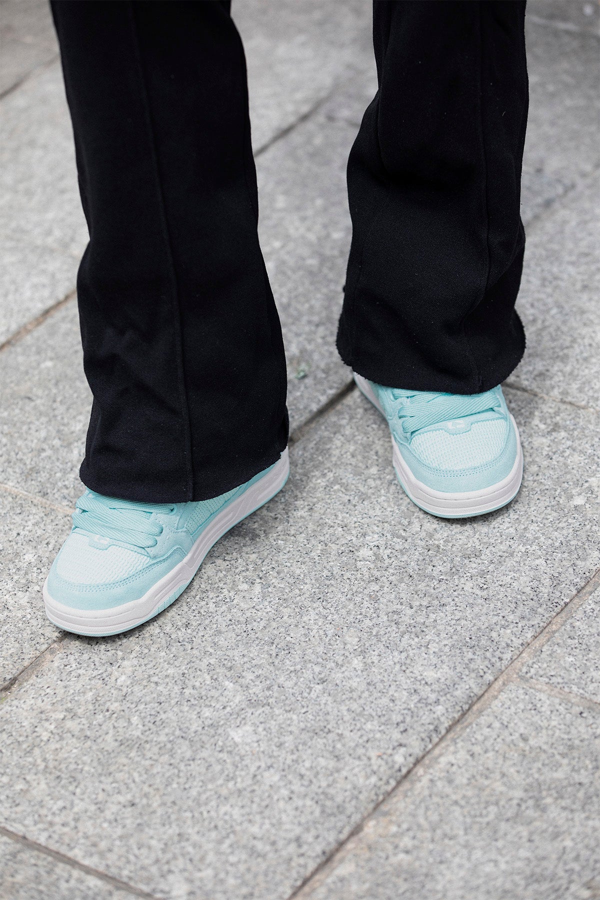 globe-tilt-aqua-skate-schuhe image 2