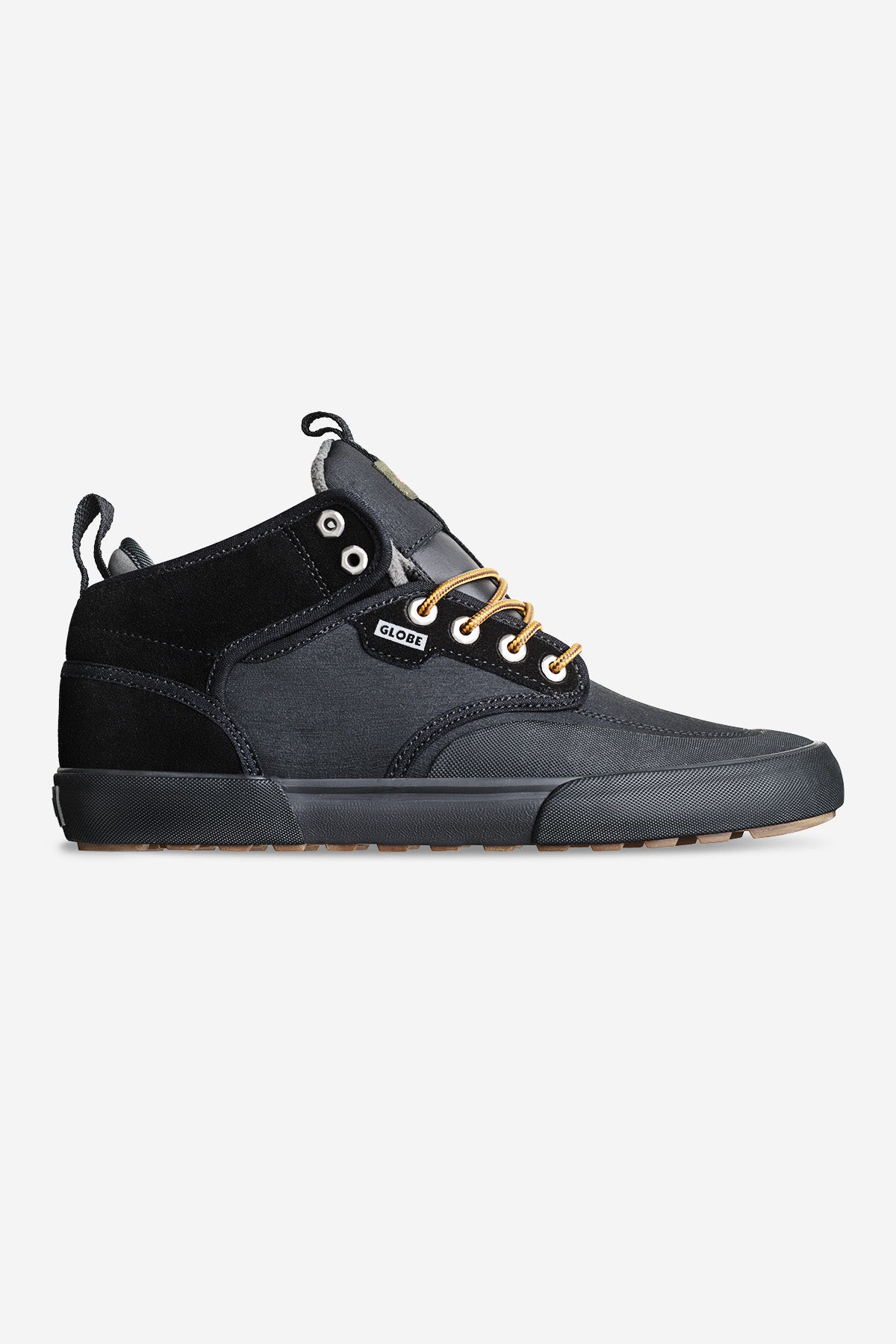 globe-motley-mid-winter-skateschuhe-black-gunmetal-trek image 1