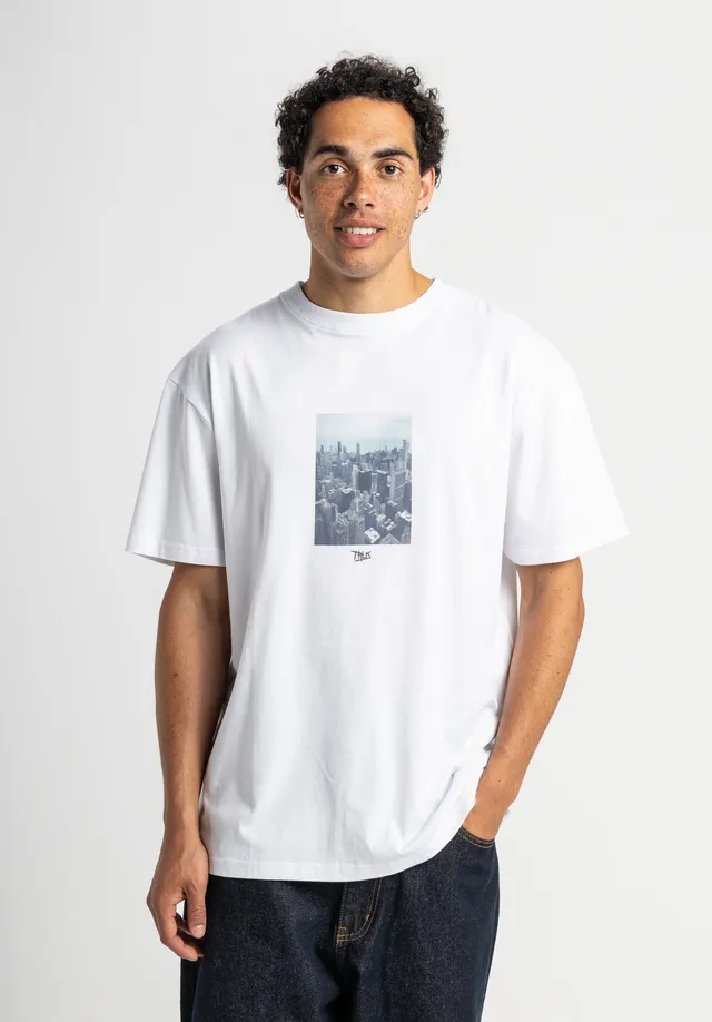 titus-concrete-city-t-shirt-white-herren image 1
