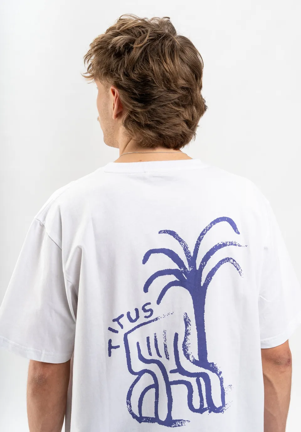 titus-cadeira-t-shirt-regular-fit image 1