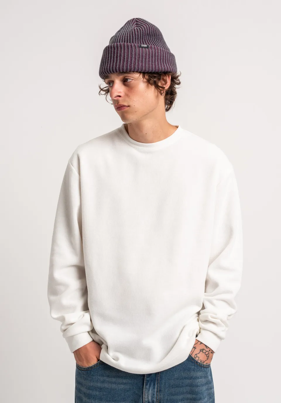 titus-raw-longsleeve image 1