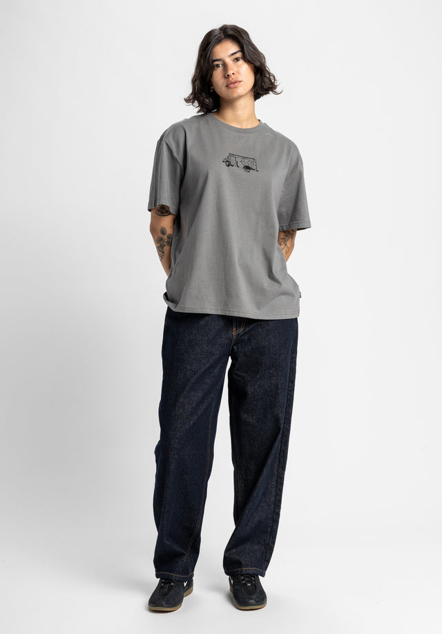 titus-liano-t-shirt-regular-cut-truck-graffiti-print image 3