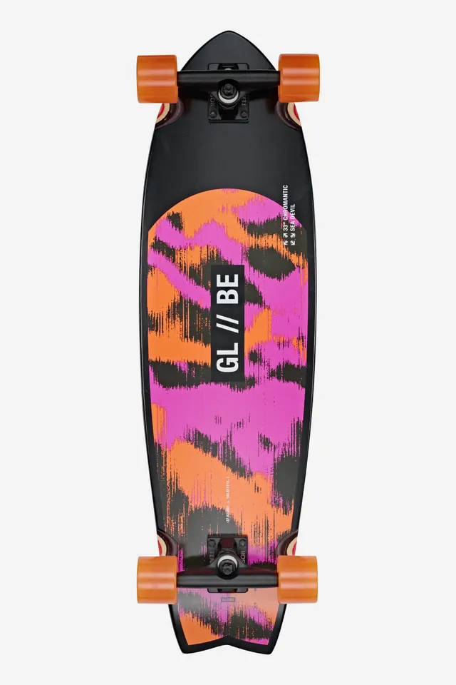 globe-chromantic-33-cruiserboard-sea-devil image 1