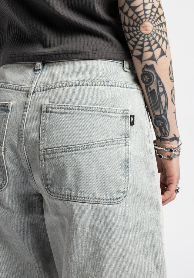 titus-duana-jeans-short-2 image 4