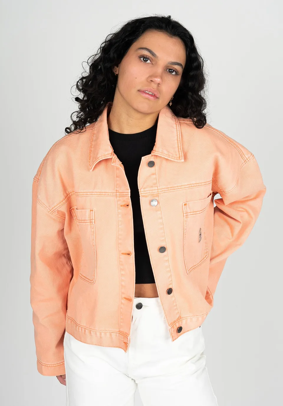 titus-aloma-leichte-jacke-mit-brusttaschen image 1