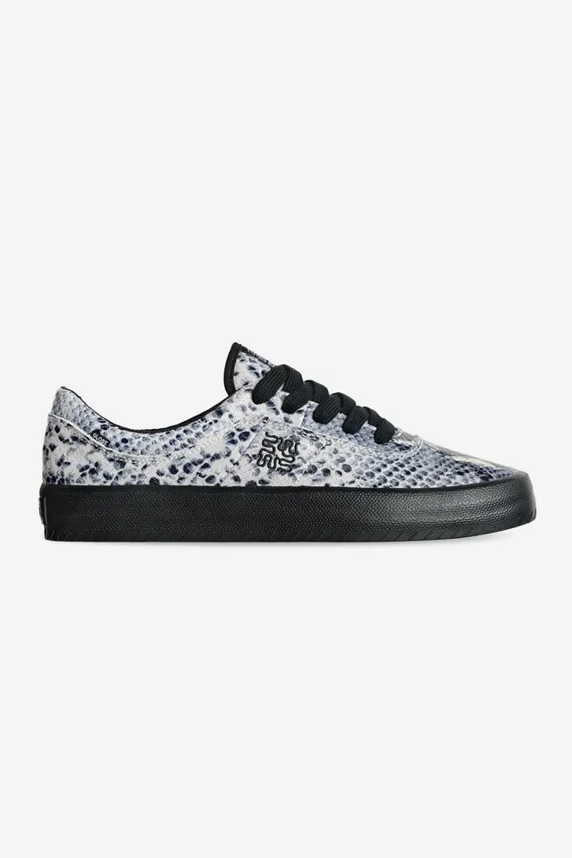 globe-melbek-wasted-talent-black-snake-skateschuh image 1