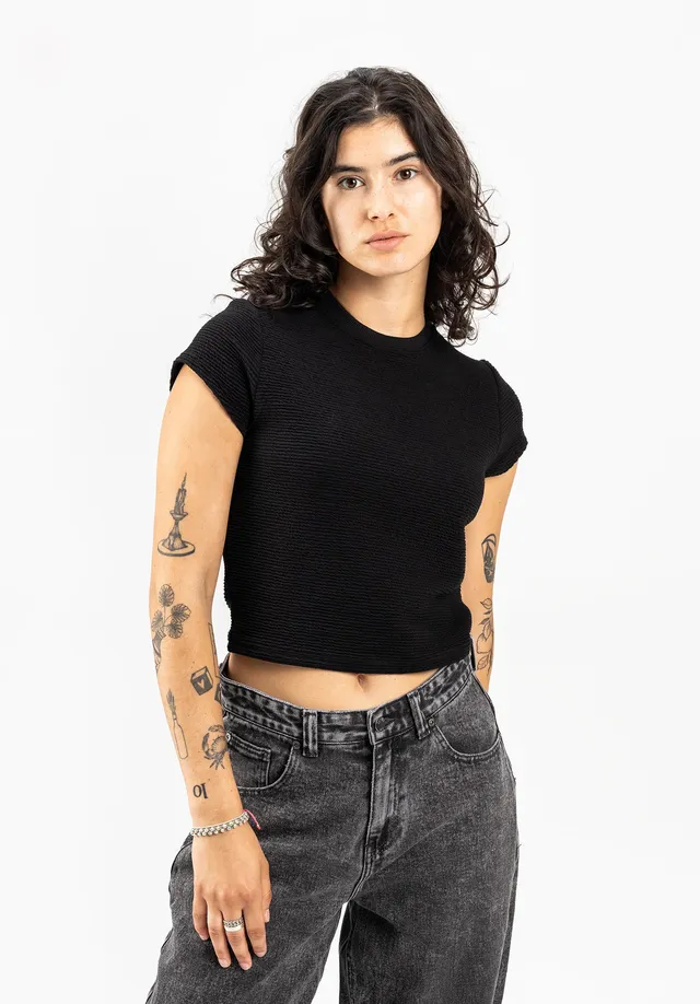 titus-vanna-cropped-t-shirt-slim-fit-f-r-damen image 1