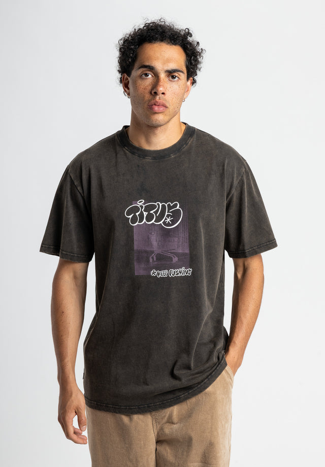 titus-shopping-cart-t-shirt-oversize image 2
