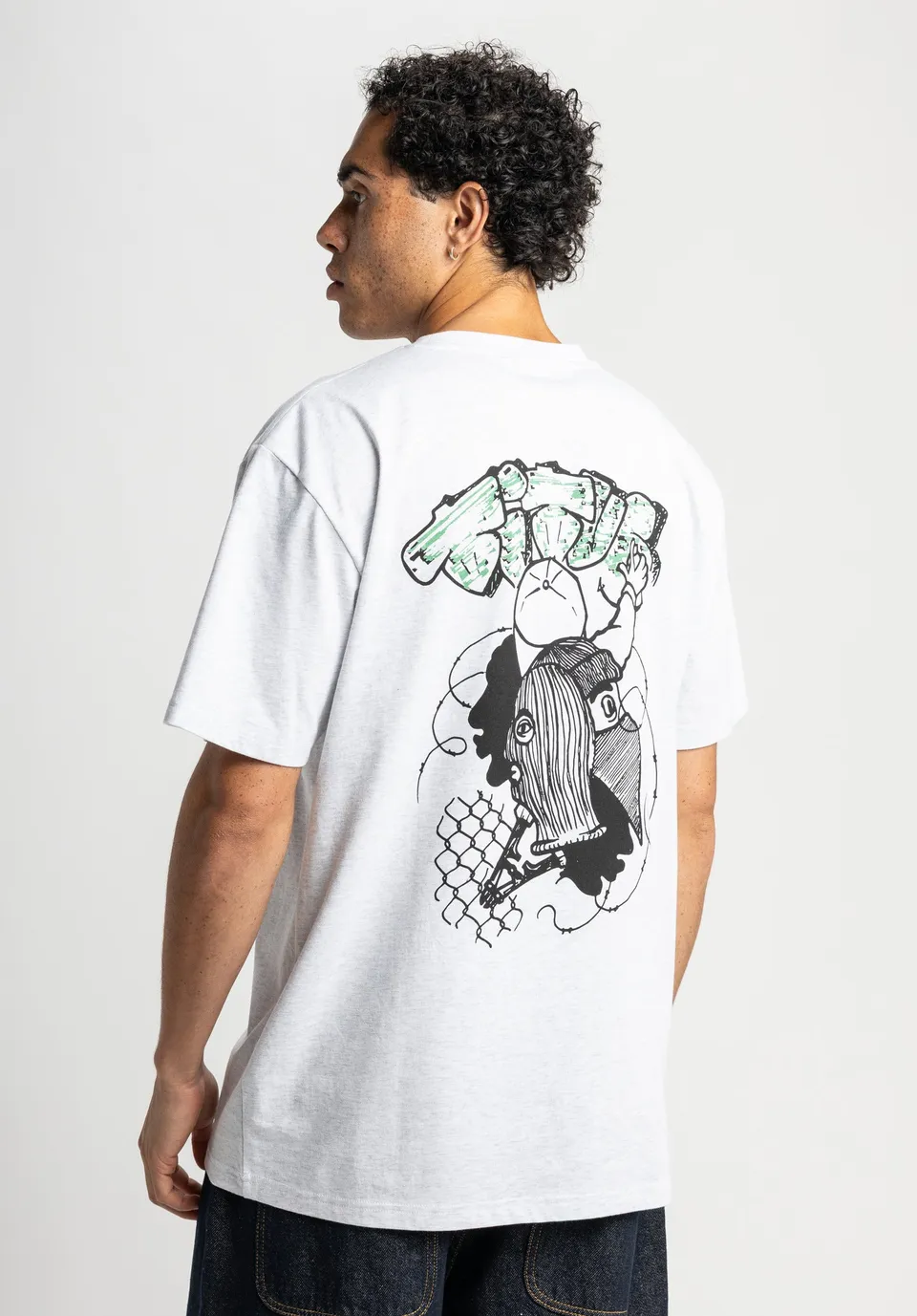 titus-graffiti-crew-oversize-t-shirt image 1
