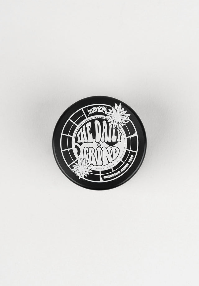 titus-the-daily-grind-metal-4-parts-grinder image 3