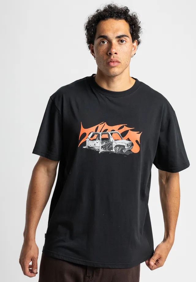titus-wreck-t-shirt-oversize image 1