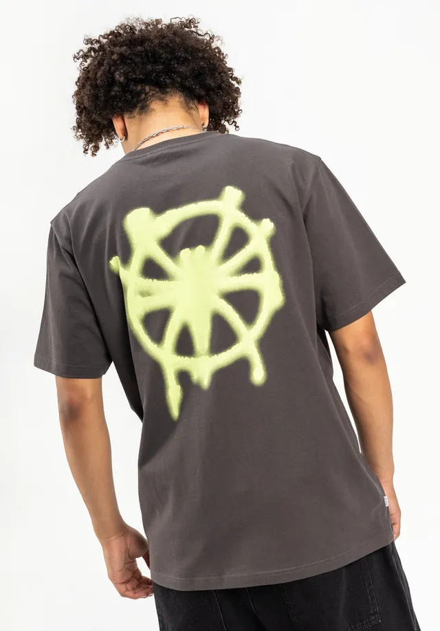 titus-h-m-h-kki-t-shirt-heavy-cotton-mit-backprint image 1