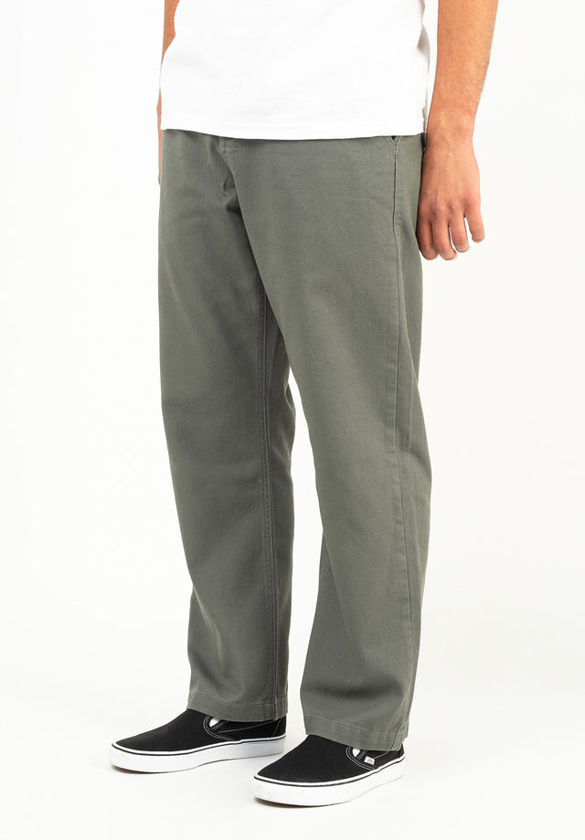 titus-regular-chino-hose-loose-fit-2 image 4