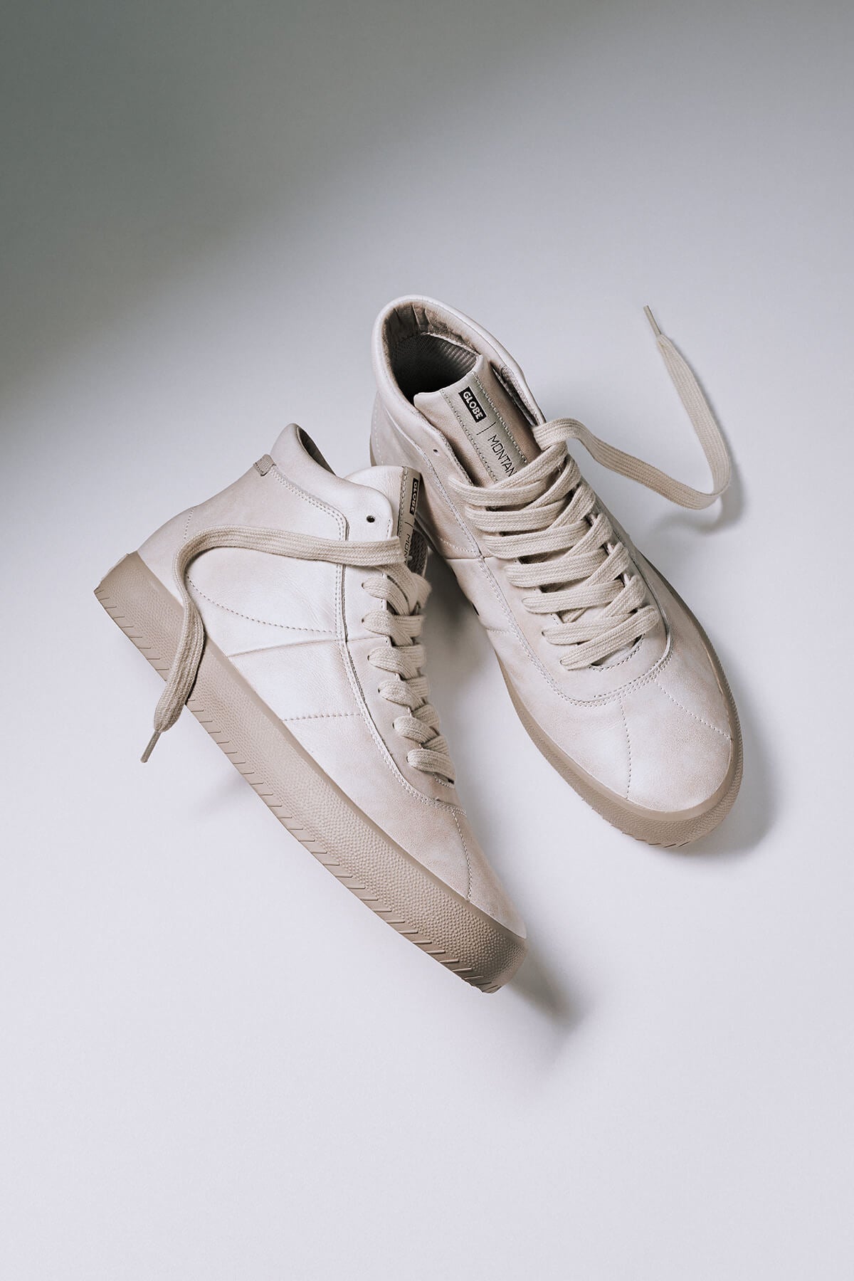 globe-melbek-high-skate-schuhe-white-pearlized-montano image 7