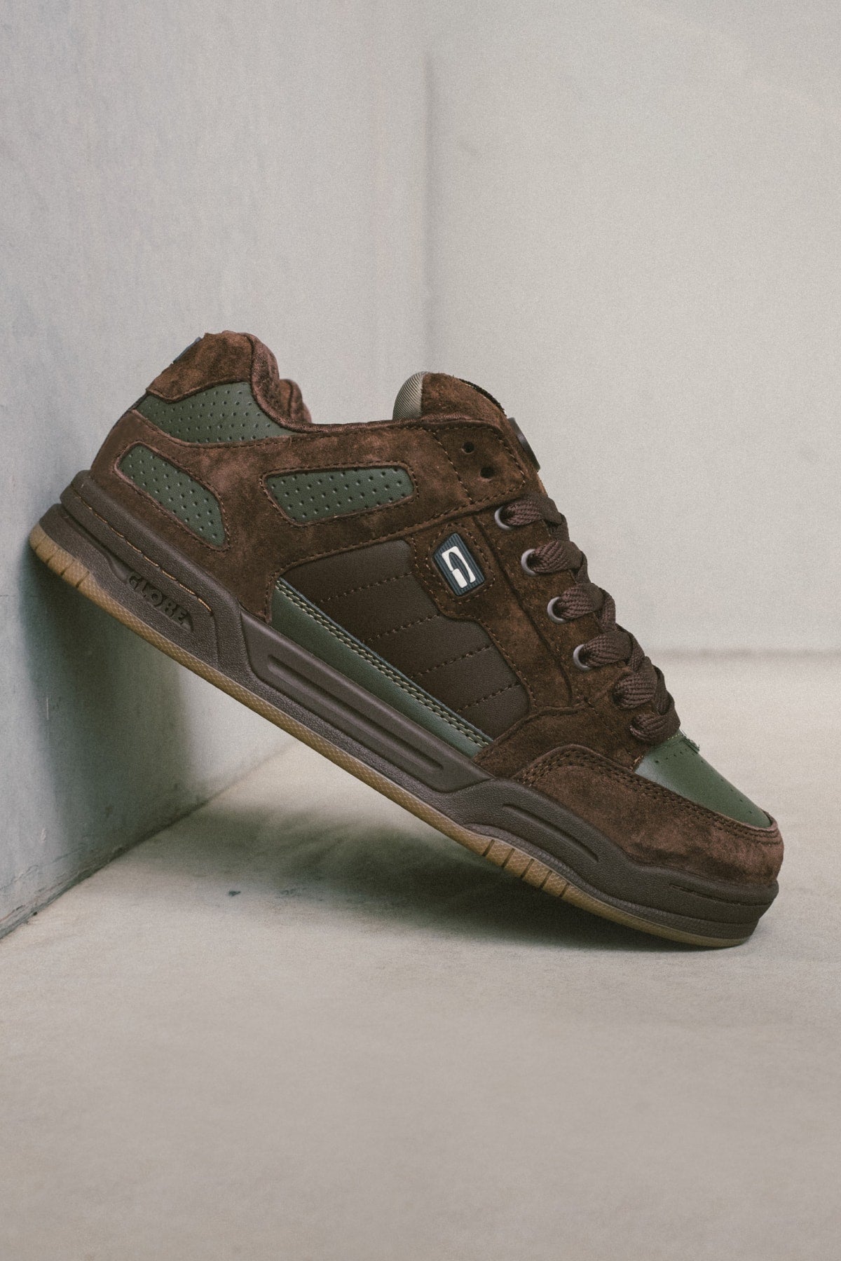 globe-tilt-prime-brown-olive-mullen-skate-schuhe image 6