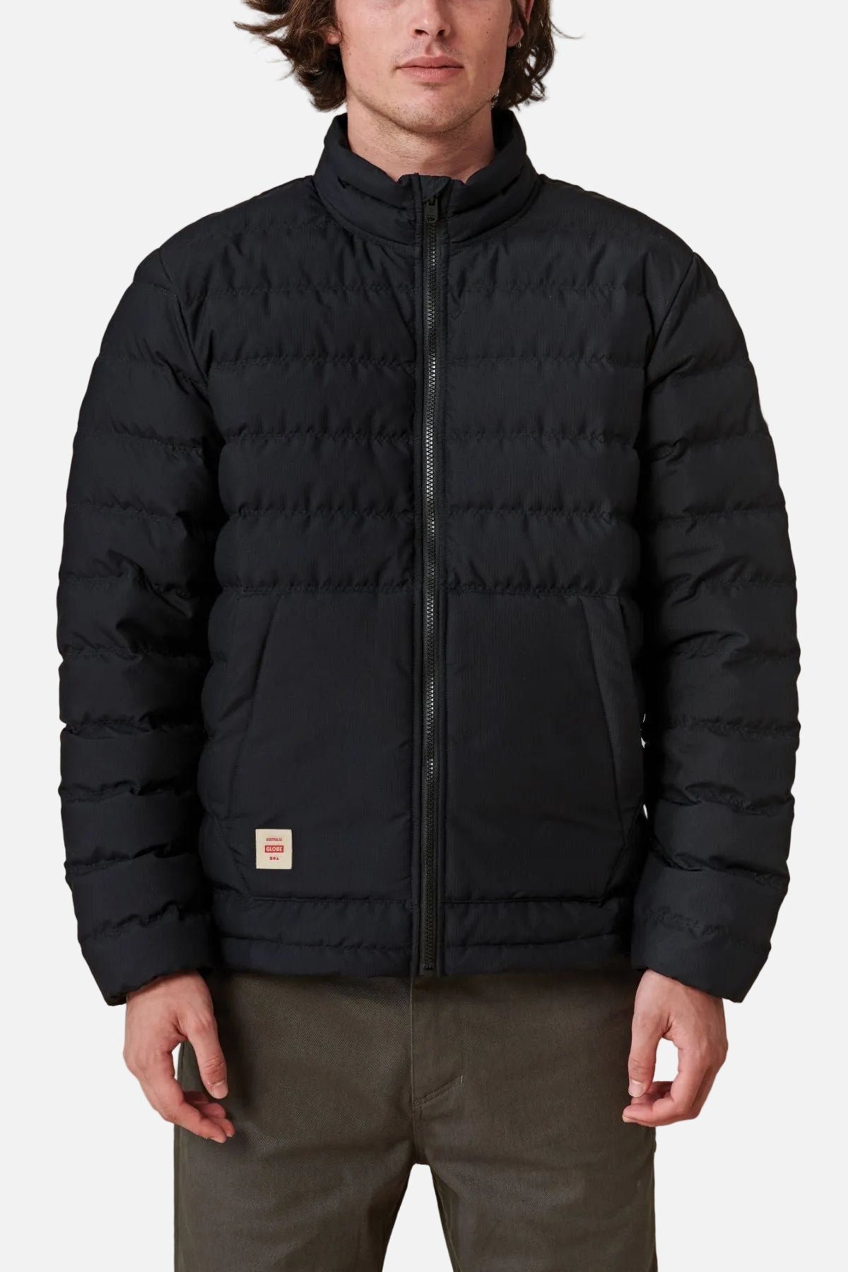 globe-prime-down-jacket-black-pufferjacke-aus-recycling-polyester image 1