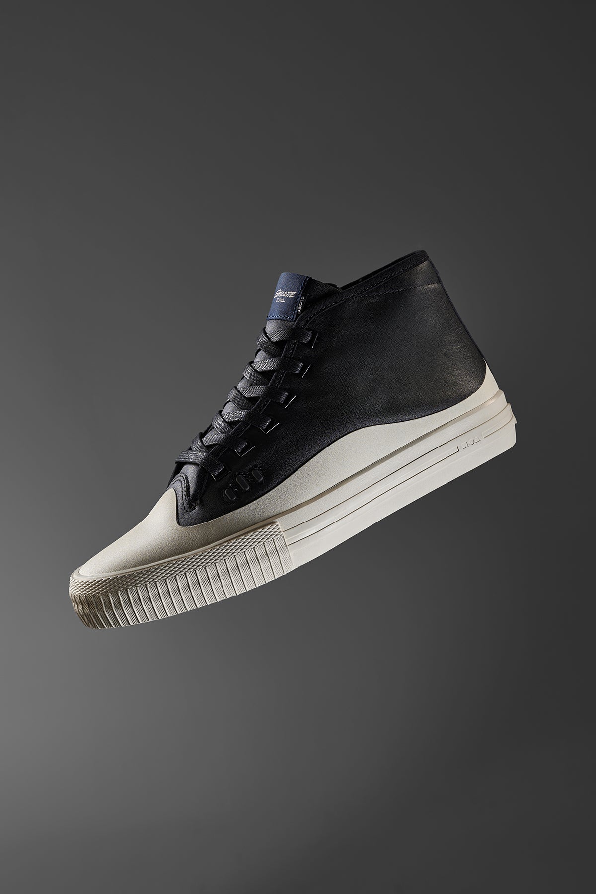 globe-gillette-mid-skate-schuhe-black-leather-austyn-gillette image 4