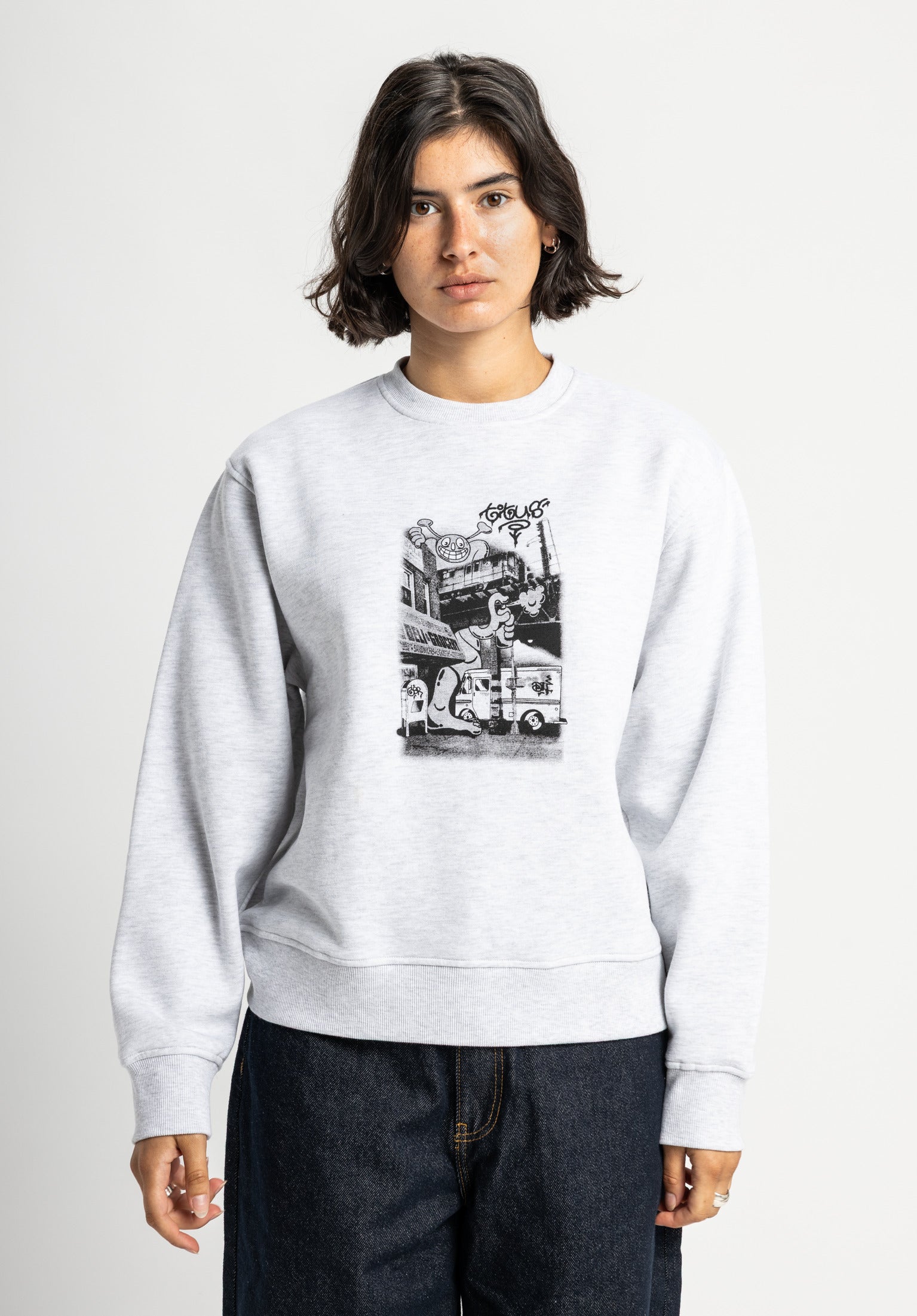 titus-cono-sweater-oversize-graffiti-comic-print image 1
