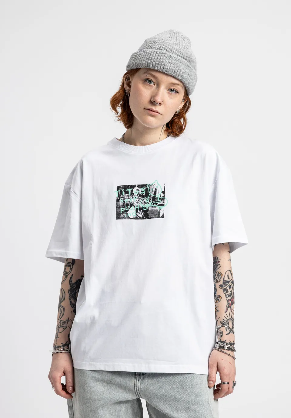 titus-w-doggo-t-shirt-damen-white image 1