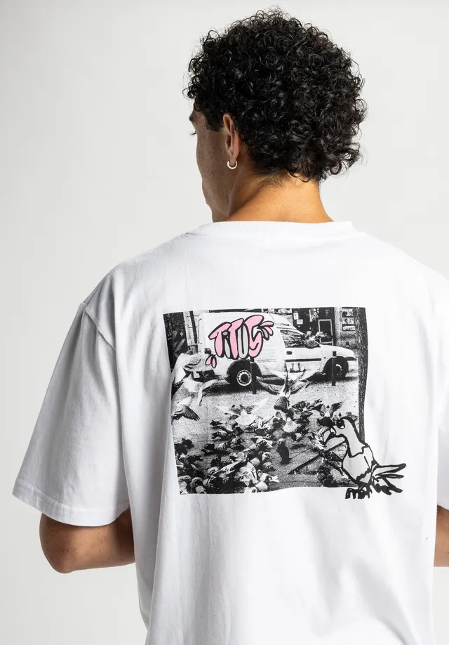titus-pigeon-chaos-t-shirt-regular-streetart image 1