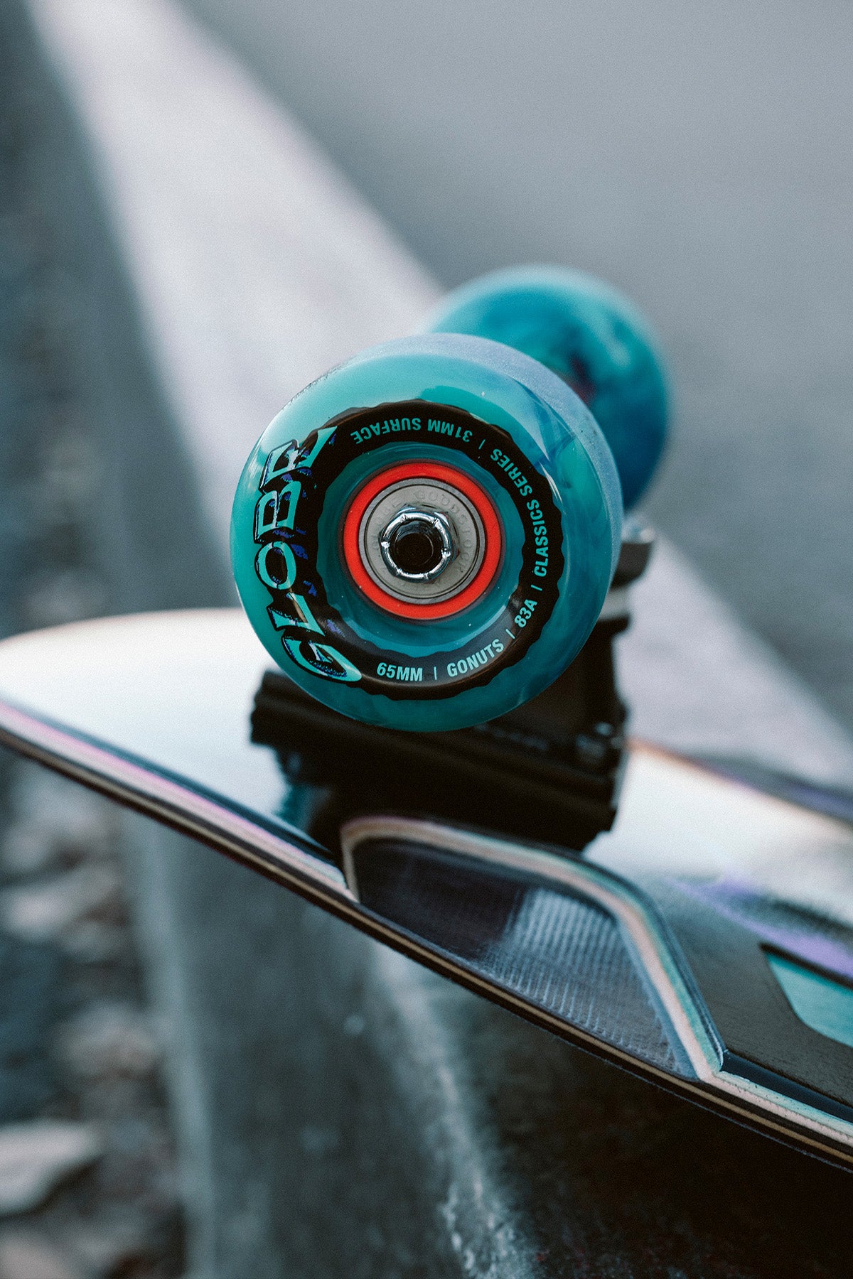 globe-talon-30-cruiserboard-black-blue-green image 4