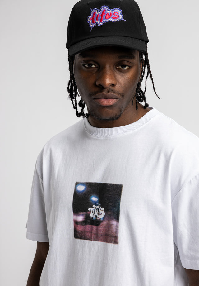 titus-night-life-t-shirt-loose-fit-night-shot-print image 2