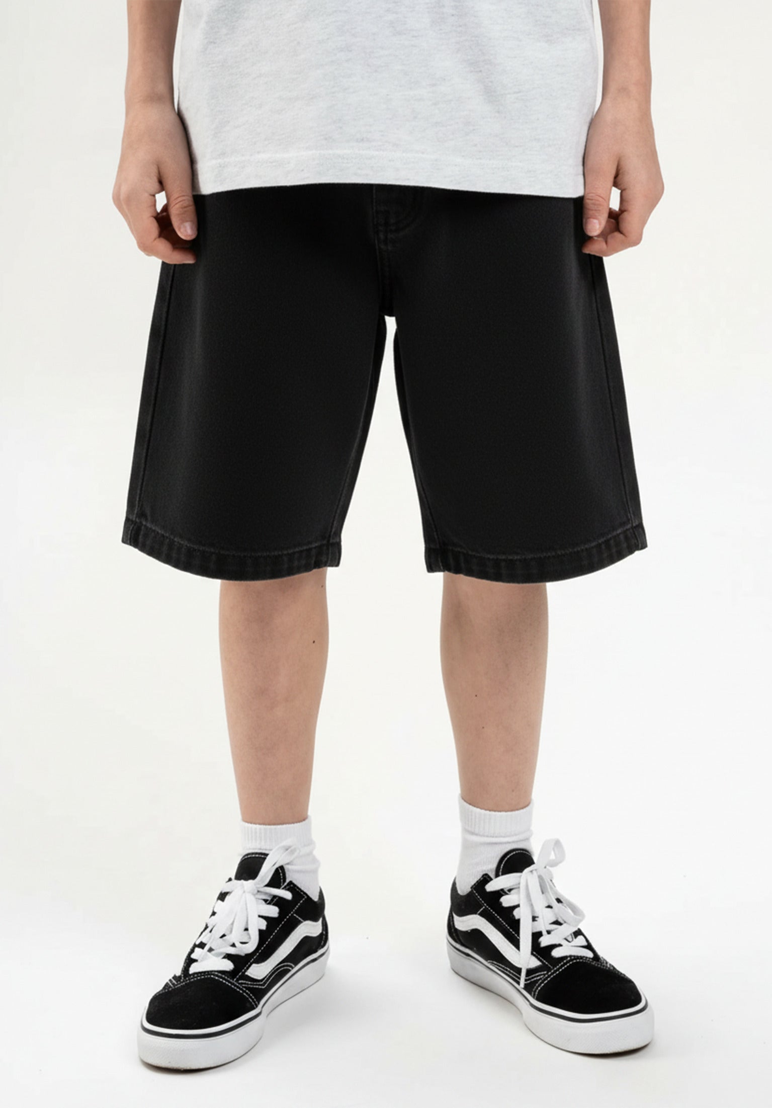 titus-boogy-kids-shorts-baggy-five-pocket-shorts-f-r-kinder image 1