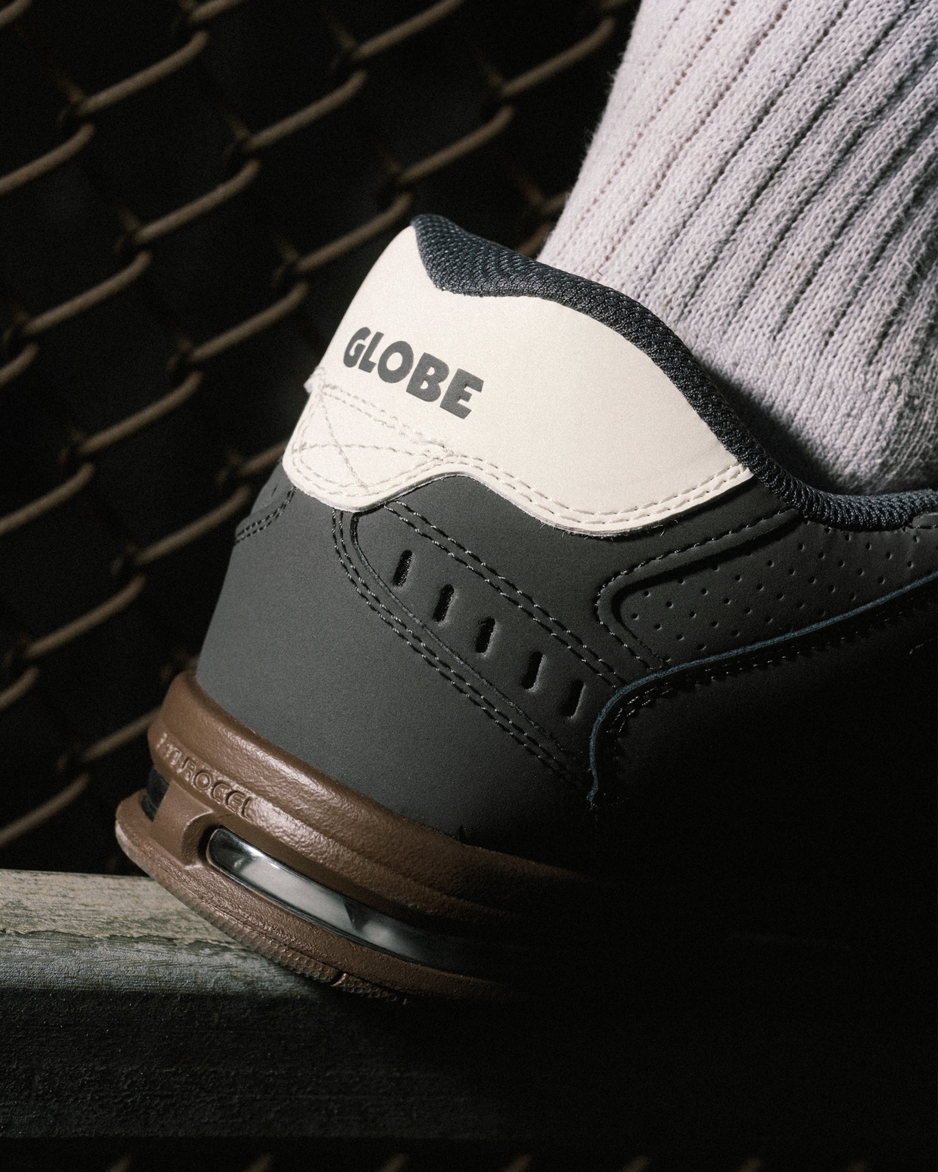 globe-sabre-lead-gum-slip-on-skateschuh image 5