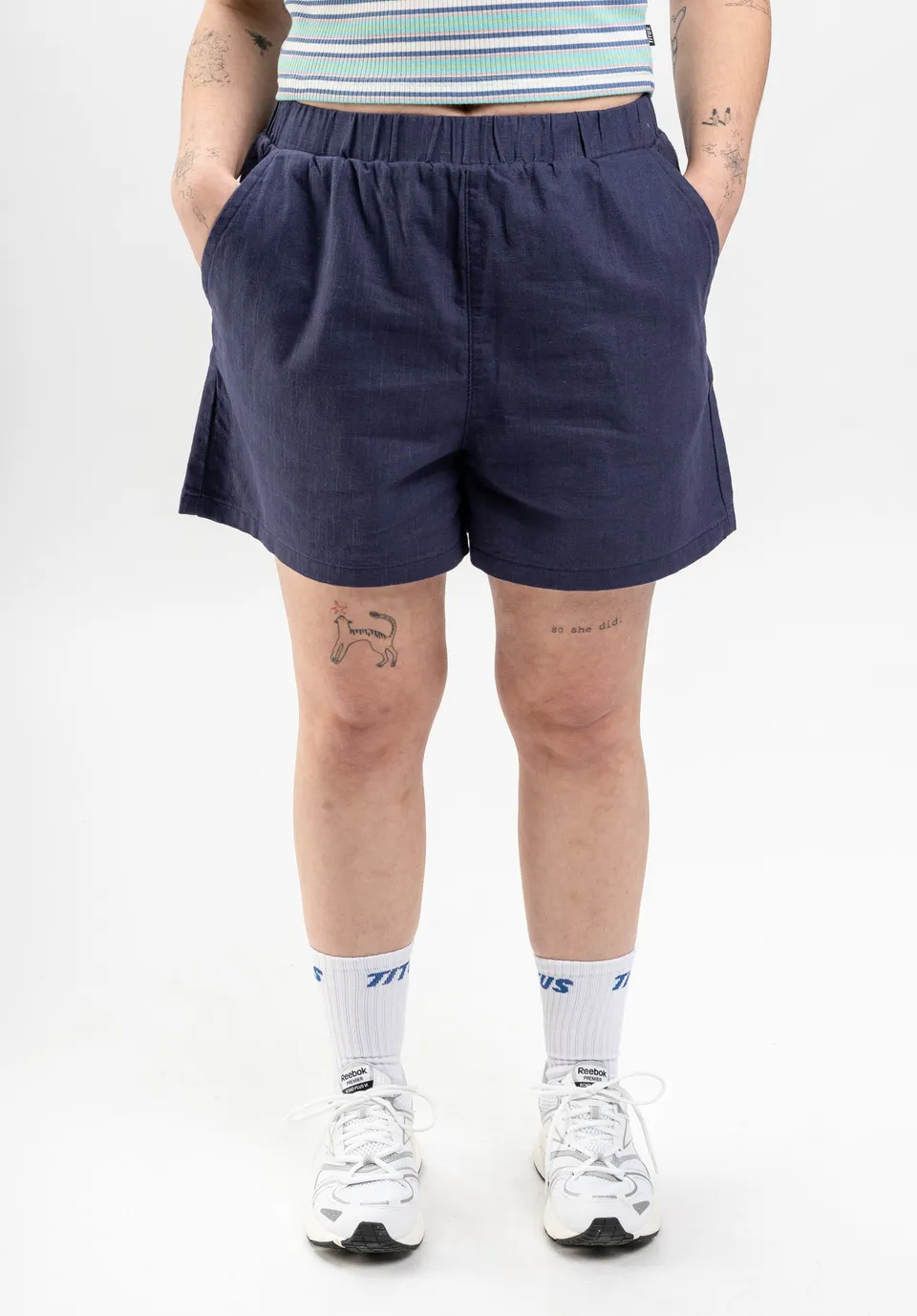 titus-avoie-shorts-lockere-sommer-shorts-mit-gummizug image 1