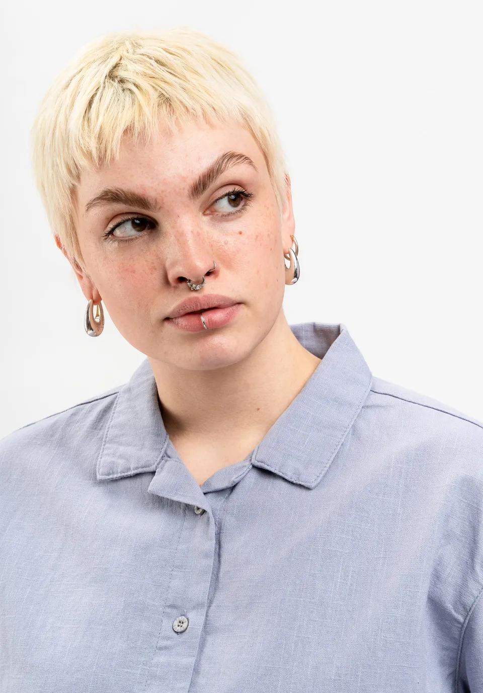 titus-ilsa-shirt image 1