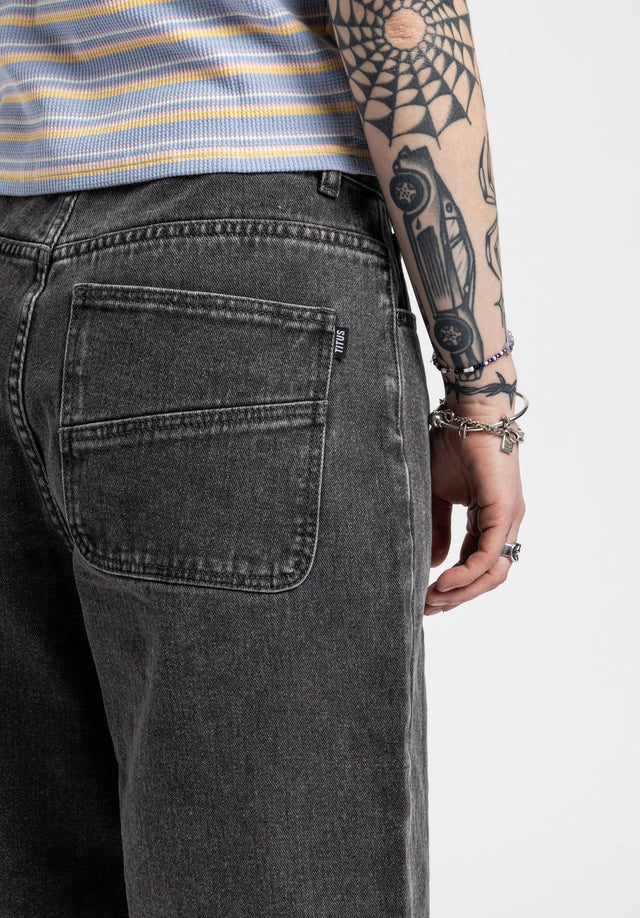 titus-duana-jeans-short-4 image 4